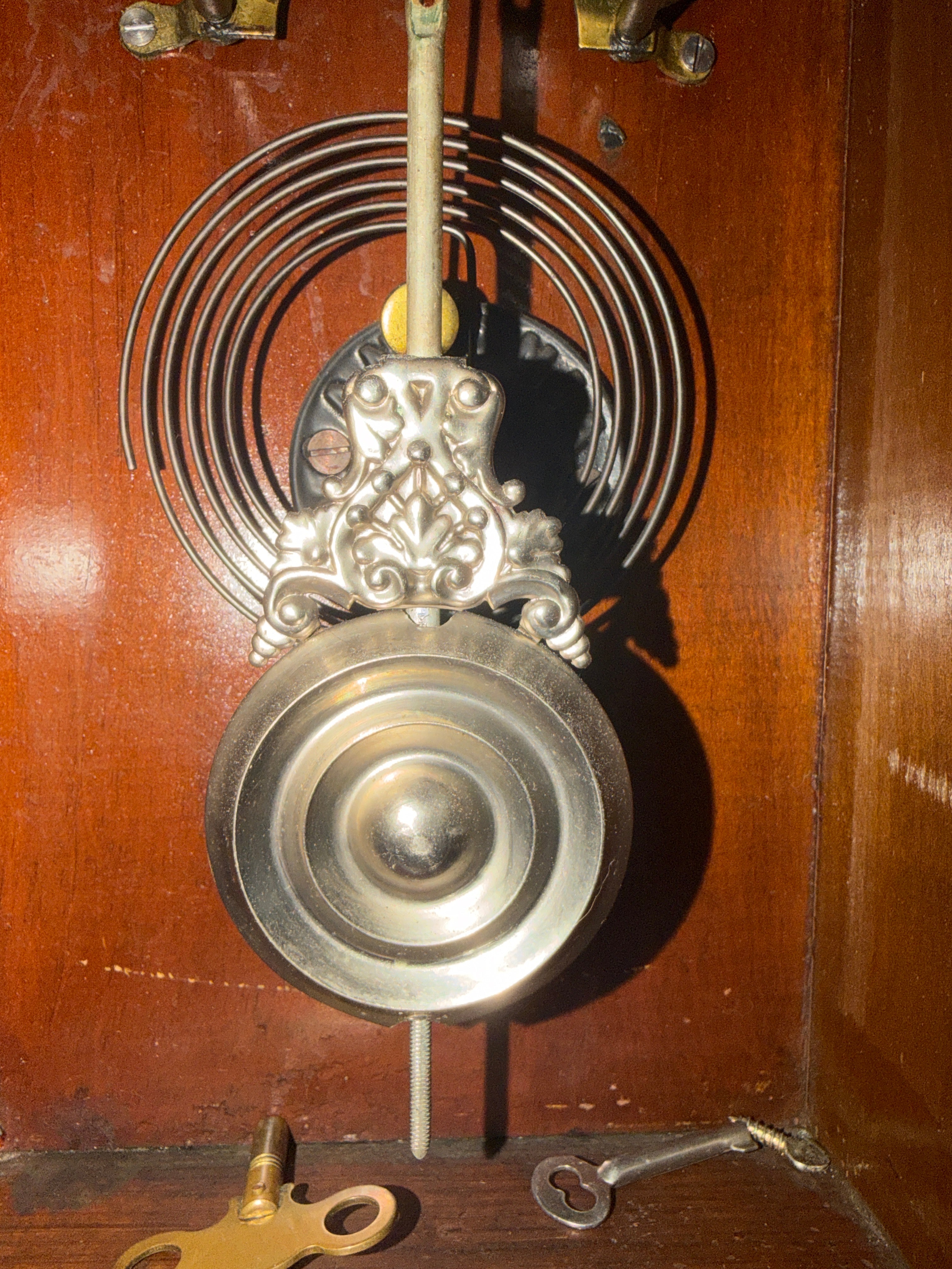 Antique Ansonia Victorian Gingerbread Mantel Clock w/ Key, Pendulum & Etched Glass