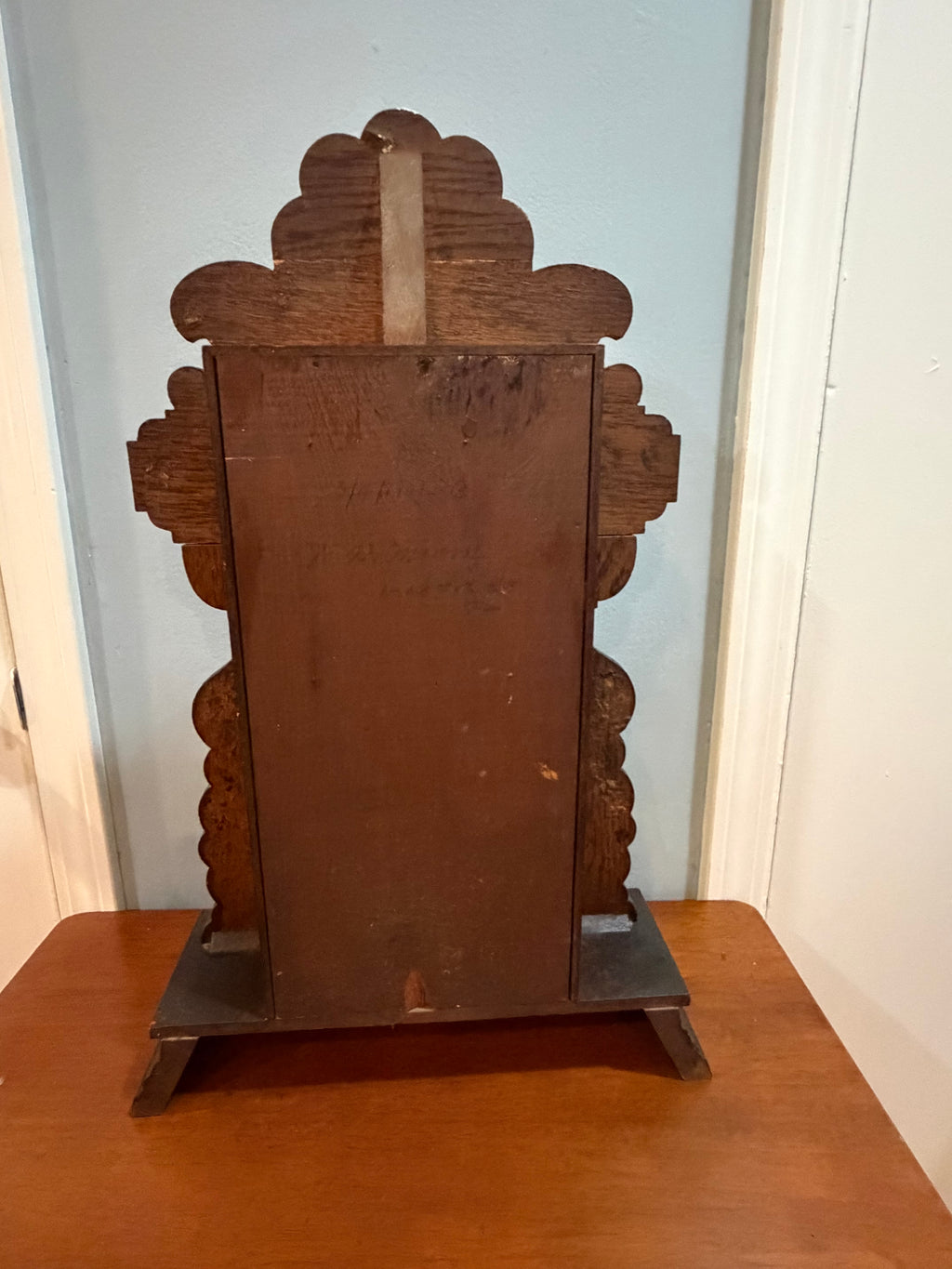 Antique Ansonia Victorian Gingerbread Mantel Clock w/ Key, Pendulum & Etched Glass